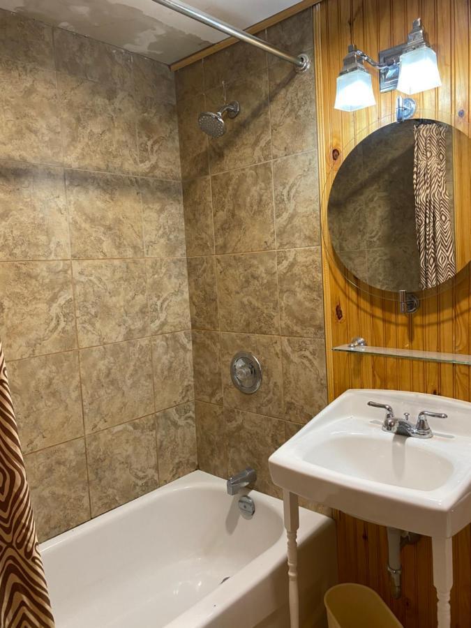 Hillcrest Motel Saint John Bagian luar foto