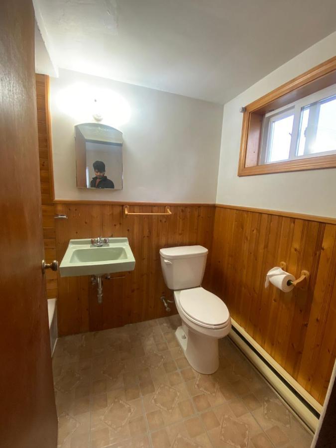 Hillcrest Motel Saint John Bagian luar foto