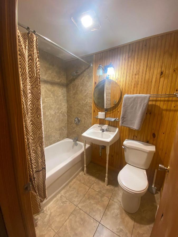 Hillcrest Motel Saint John Bagian luar foto